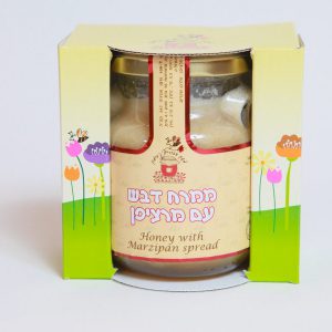 ממרח דבש עם מרציפן באריזה
